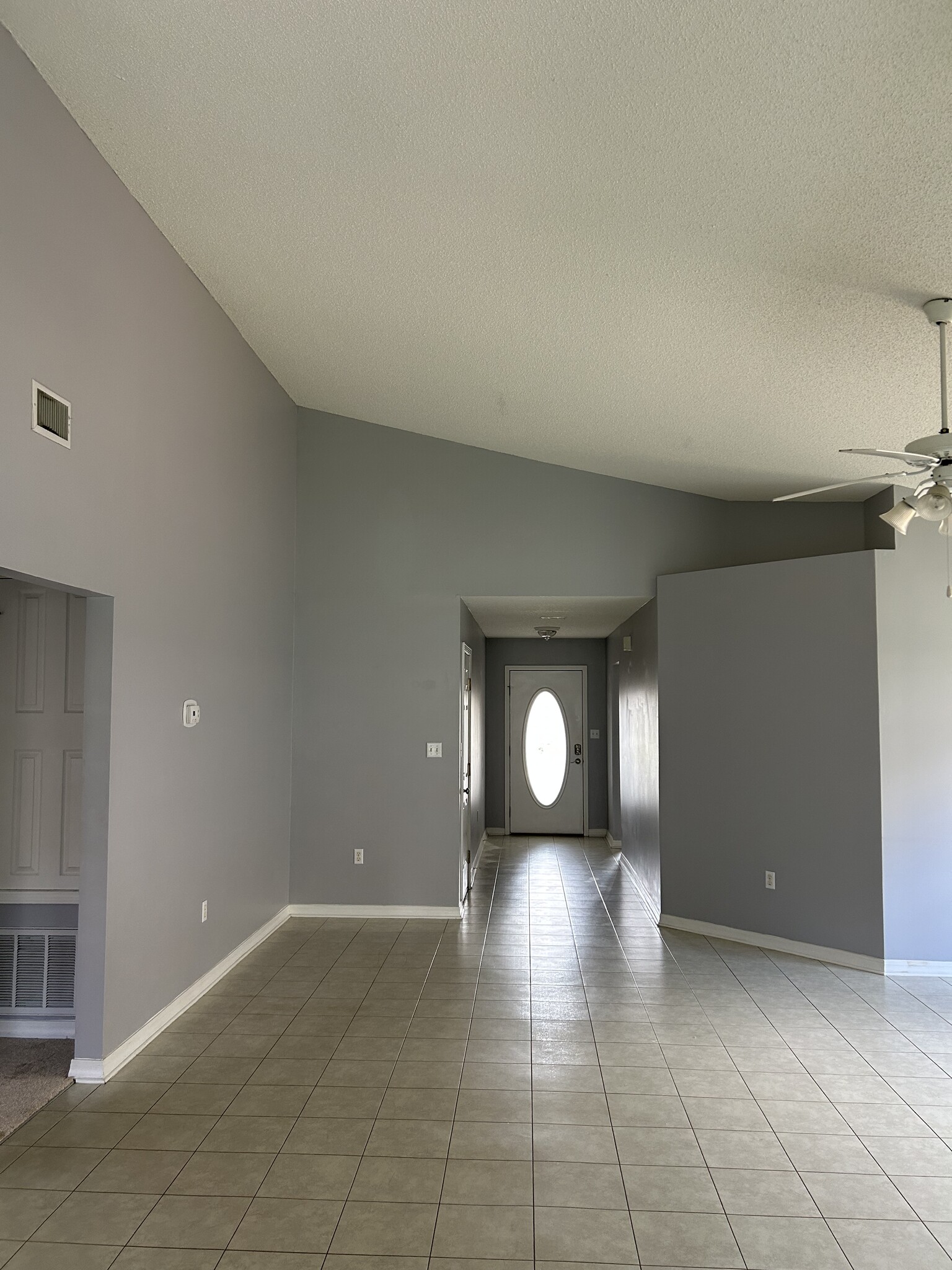 Building Photo - 4639 Sunsail Cir
