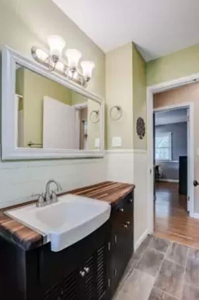 Building Photo - Beautiful 4BR 2BA Rambler in Roseville