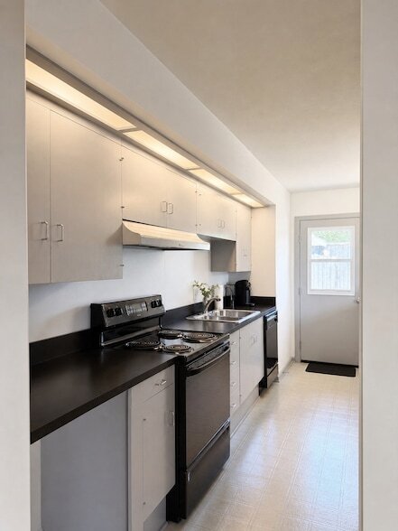 Building Photo - 3401 Hanover Ln