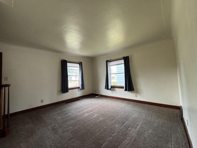 Building Photo - 1315 N 21st St