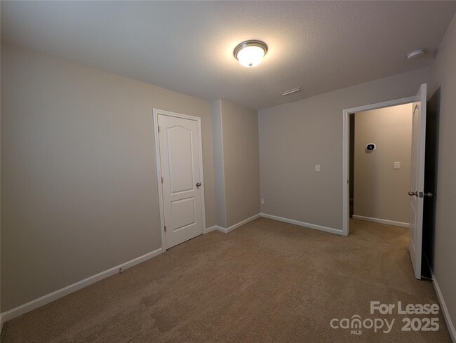 Building Photo - 8419 Candlenut Ln