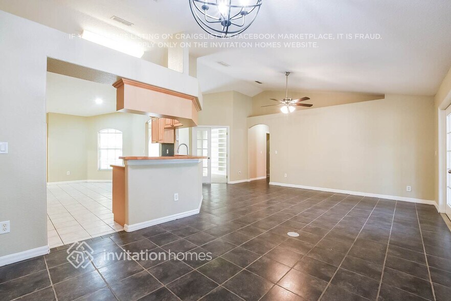 Building Photo - 3905 Countryside View Ct