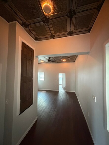 Building Photo - 2331 Chapline St