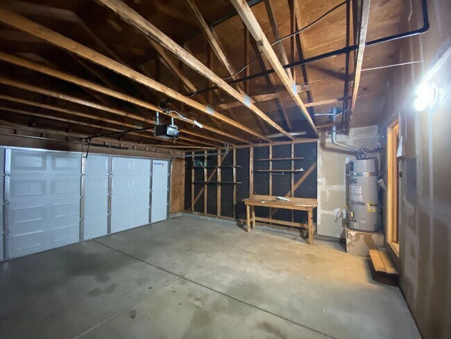 Building Photo - 369 Limerick Way