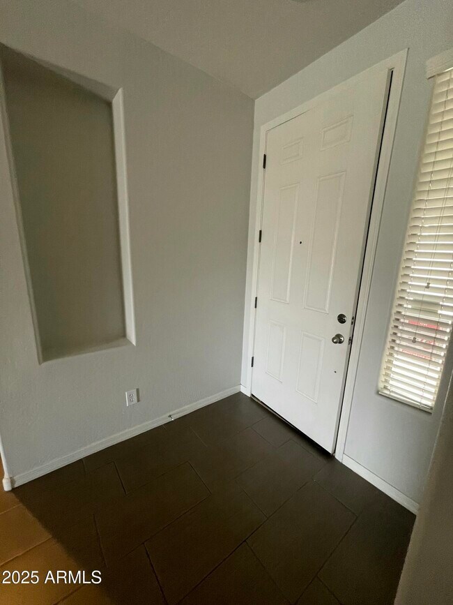 Building Photo - 3810 S Star Canyon Dr