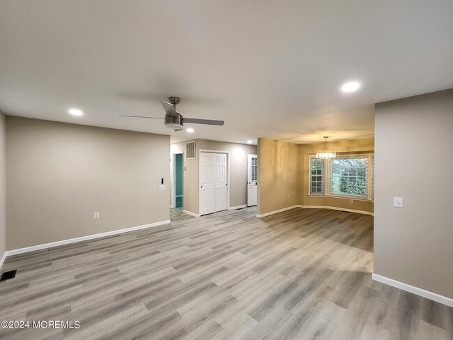 Building Photo - 3D John Adams Ct