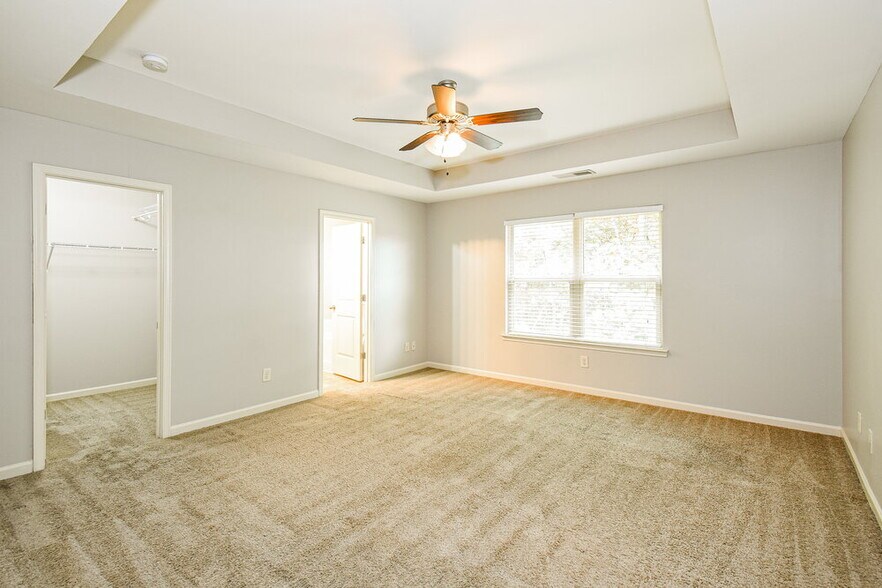 Building Photo - 338 Camellia Way