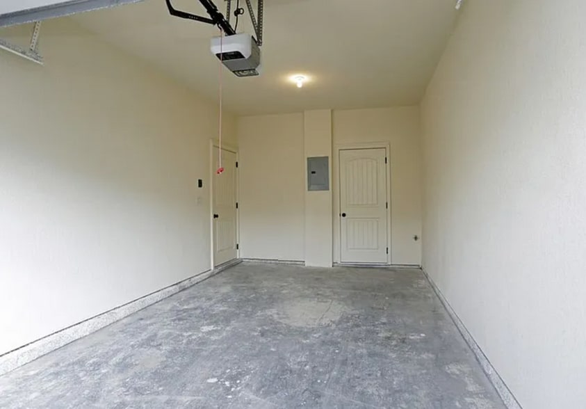 Building Photo - 2176 SW Timbertrace Ln