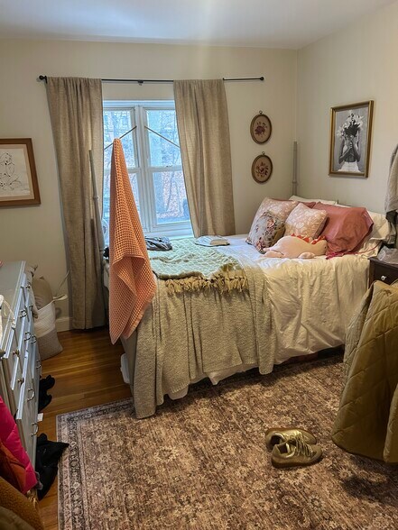 Building Photo - 63 Selkirk Rd