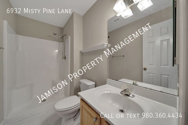 Building Photo - 6932 Misty Pine Ln