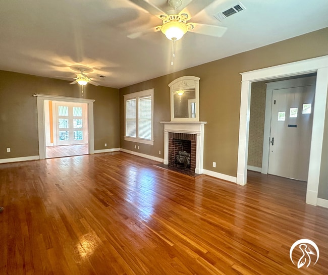 Building Photo - Charming 2 bedroom Garden District Home for Rent!