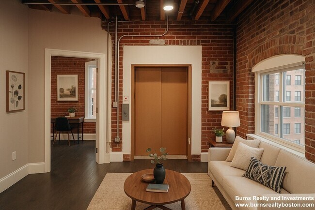 Building Photo - 281 Franklin St