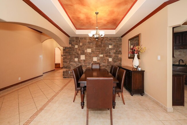 Building Photo - 6514 Grande Bay