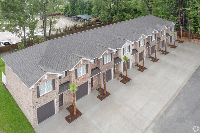 Building Photo - 449 Wren Crest Ln