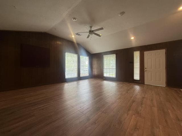 Building Photo - 8395 Sunrise Dr