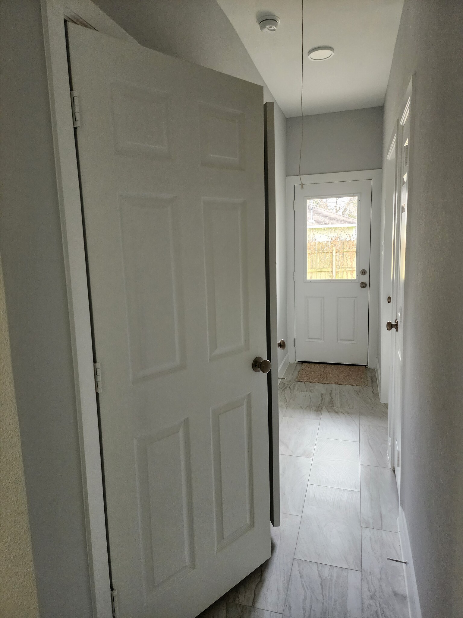 Hallway/Laundry Room - 6116 Trescon Dr