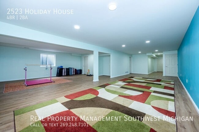 Building Photo - 2523 Holiday House Rd