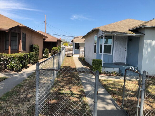 Primary Photo - 9334 S 6th Ave