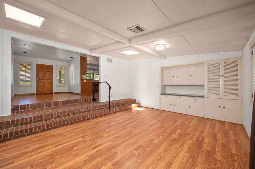 Building Photo - 2832 Scandia Way