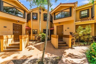 Building Photo - 15563 N Miami Lakeway