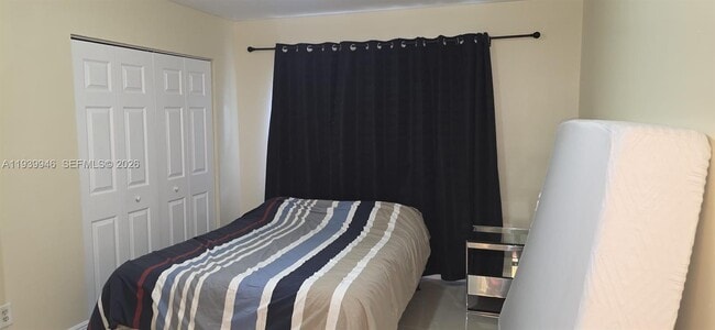 Building Photo - 15304 SW 72nd St