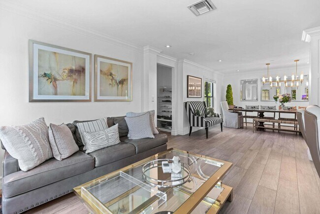 Building Photo - 6204 Celadon Cir