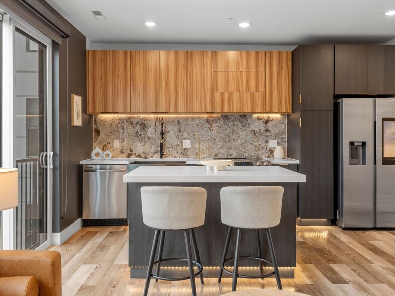 Primary Photo - SoHo Apartments