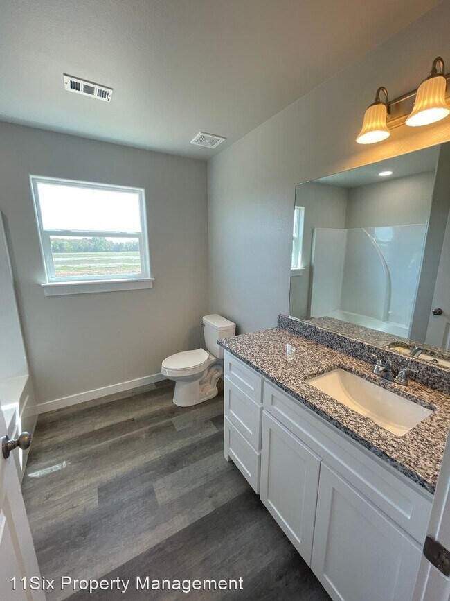 Building Photo - 4 br, 2 bath House - 129 Kat's Ave