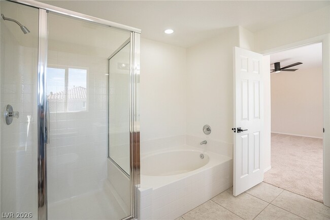 Building Photo - 9495 Lenox Crater Ct