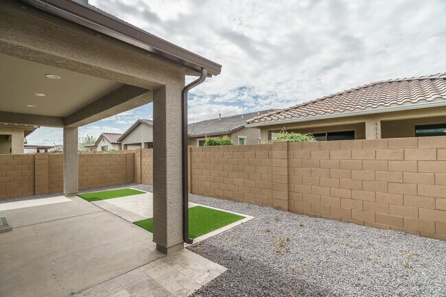 Building Photo - 24870 N 171st Ln