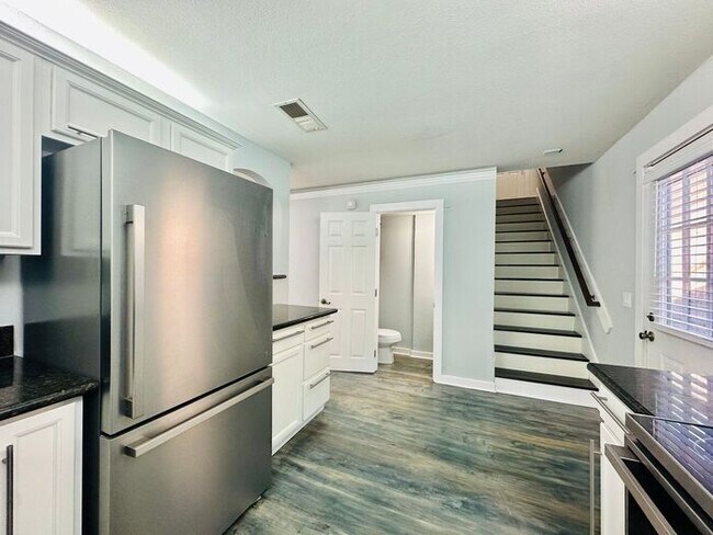 Building Photo - Charming Newly Remodeled 3-Bed, 2.5 Bath 2-Story Home with ALL UTILITIES INCLUDED!