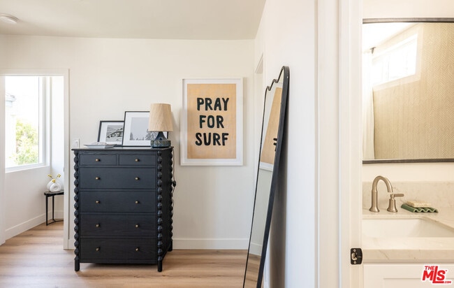 Building Photo - 1144 17th St