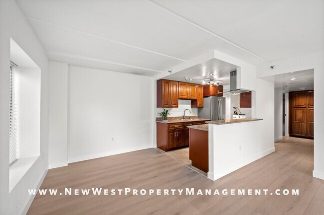 Building Photo - Renovated Cortez Hill 2 Bedroom at Symphon...