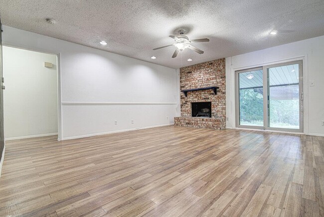 Building Photo - 6012 Wagon Bend