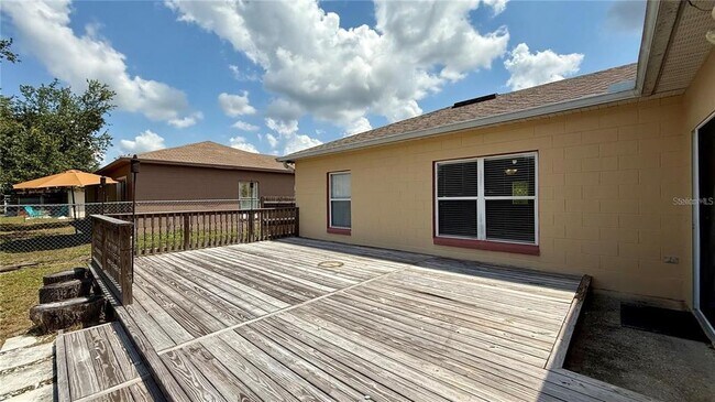 Building Photo - 526 Maricopa Dr