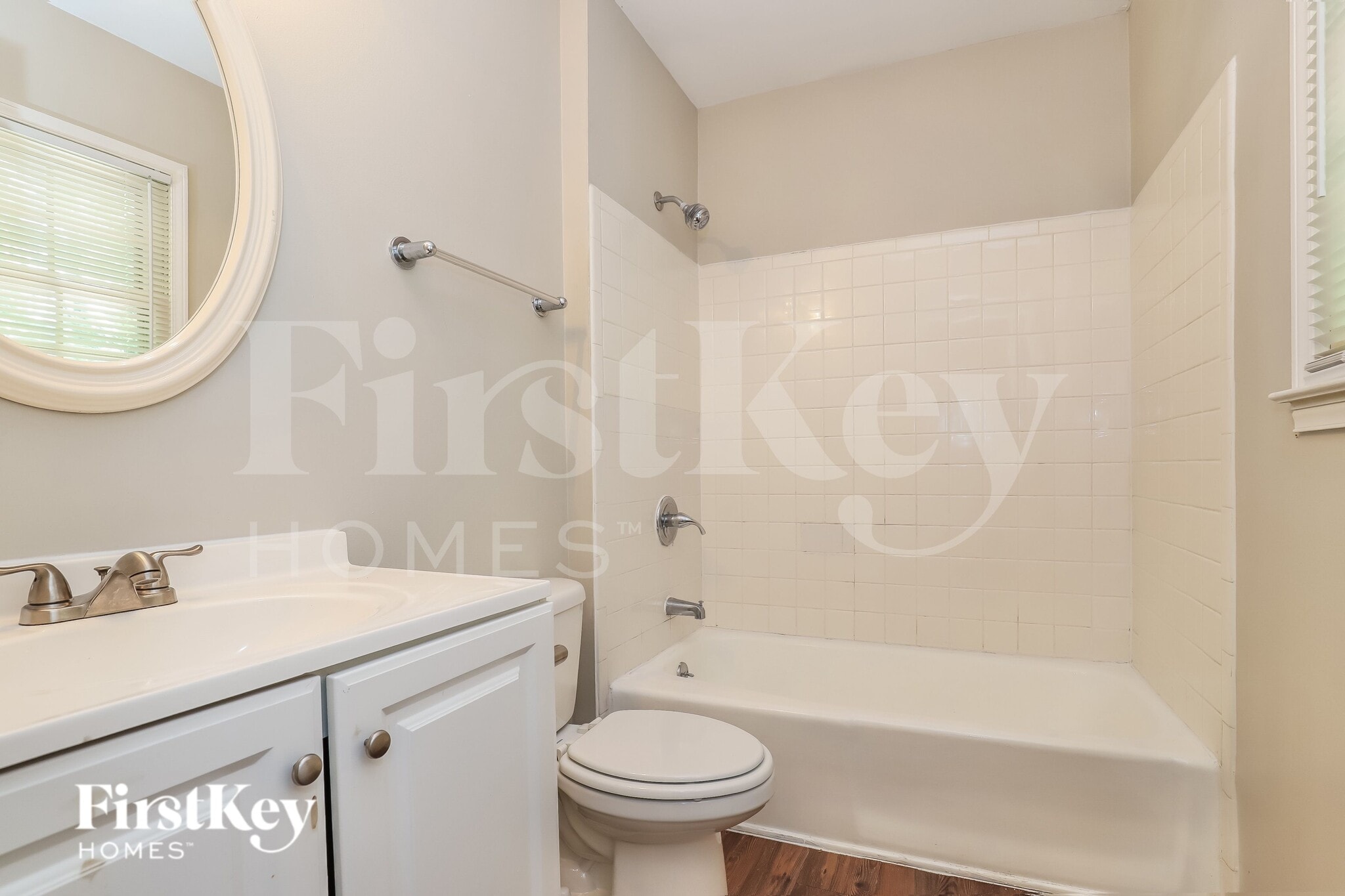 Building Photo - 1913 Middlewood Ct