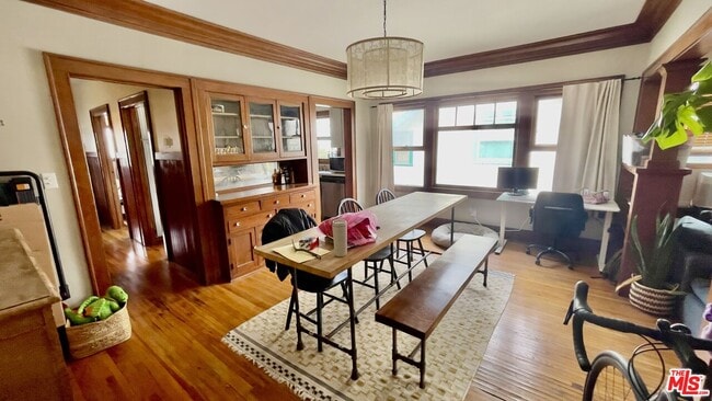 Building Photo - 1412 Calumet Ave