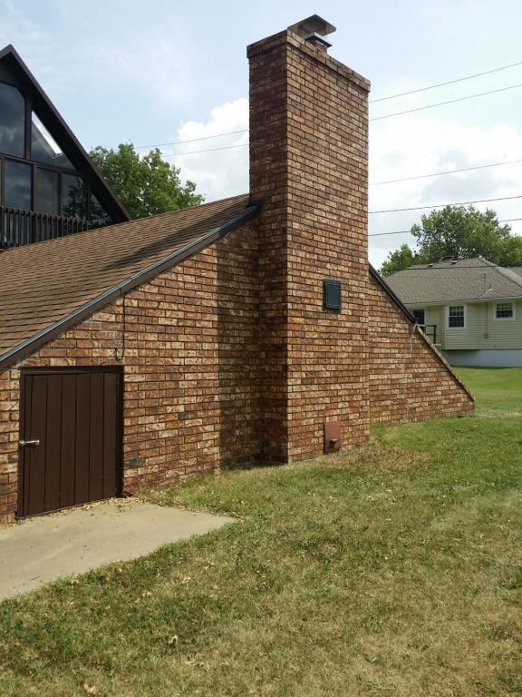 Building Photo - 611 N Spruce St