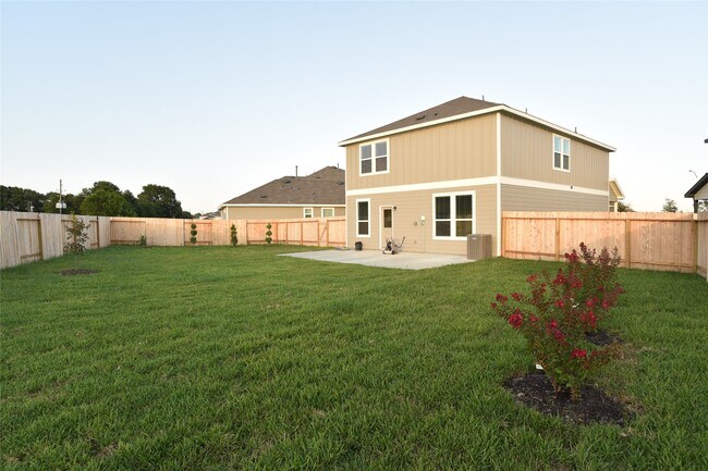 Building Photo - 16322 Dutton Clover Dr
