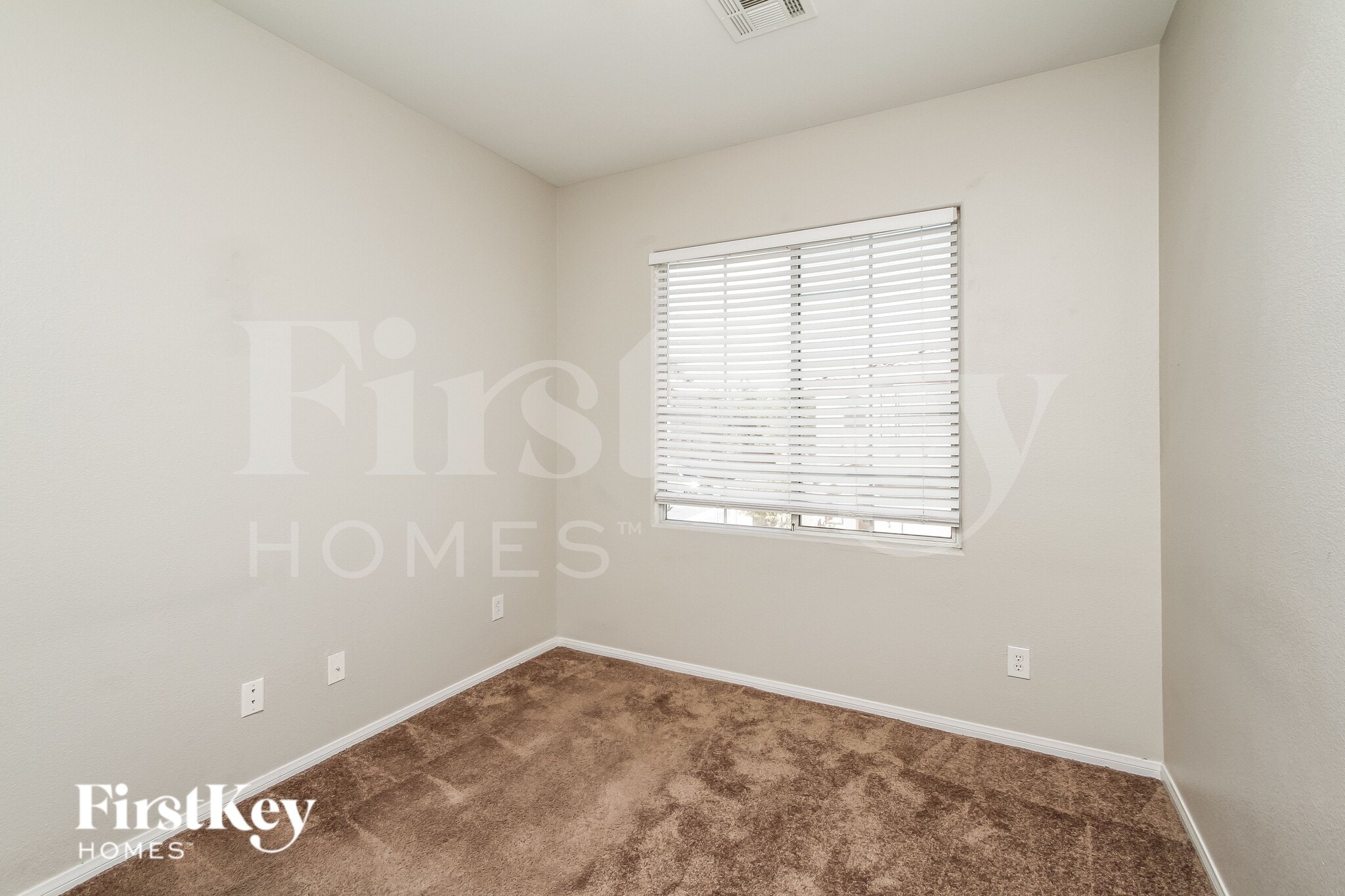 Building Photo - 10678 Allegrini Dr