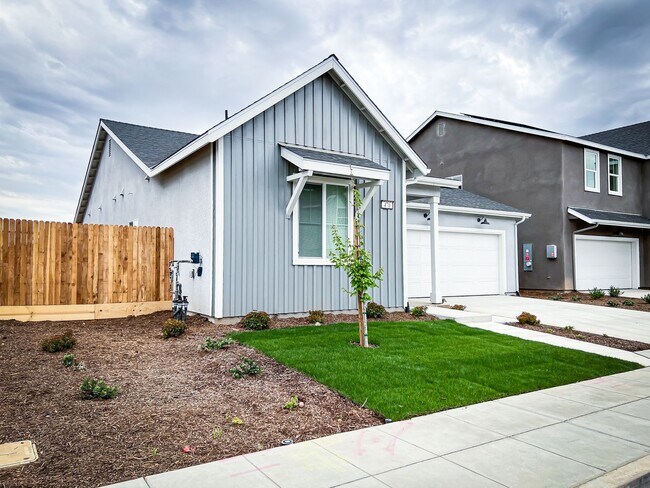 Building Photo - Beautiful 3-Bed, 2-Bath Lennar Home in Daf...