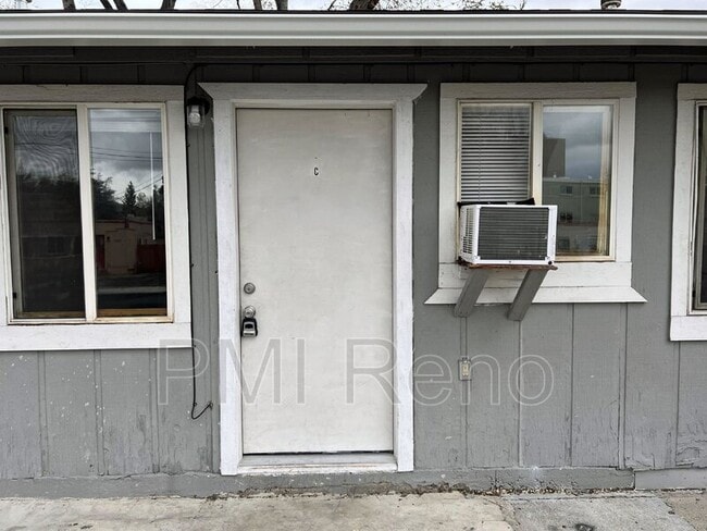 Building Photo - 1247 W 1st St