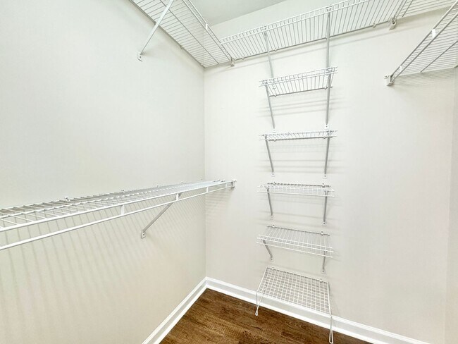 Building Photo - Adorable 3 Bedroom Home in High Point!