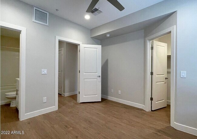 Building Photo - 6060 E Baseline Rd