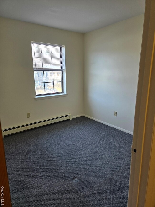 Building Photo - 538 Saracino Dr