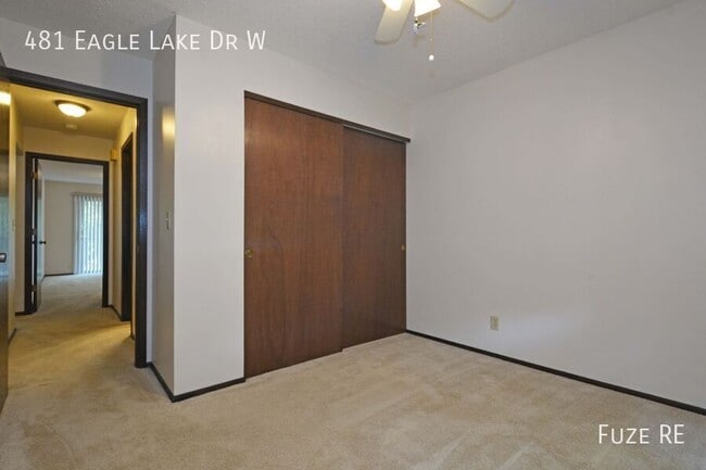 Building Photo - 481 W Eagle Lake Dr