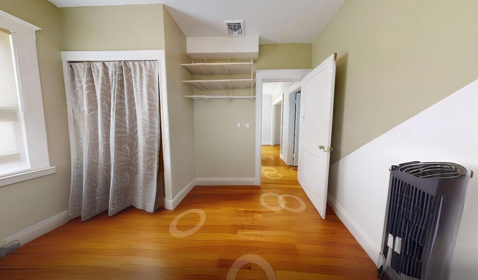 Building Photo - 47 Lasell St