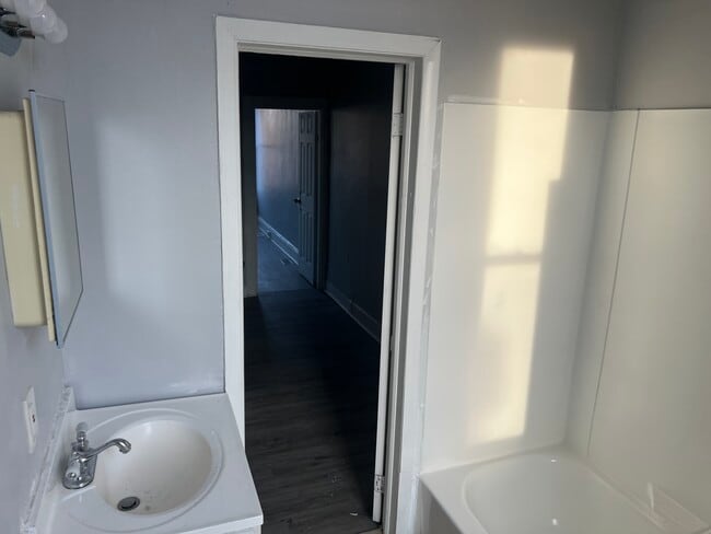 Building Photo - 257X McCulloh St