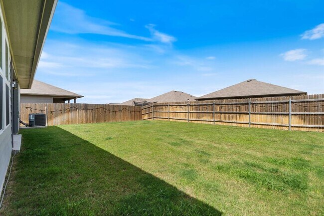 Building Photo - 6108 Montrelia Dr