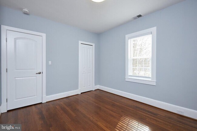 Building Photo - 4912 Brandywine St NW
